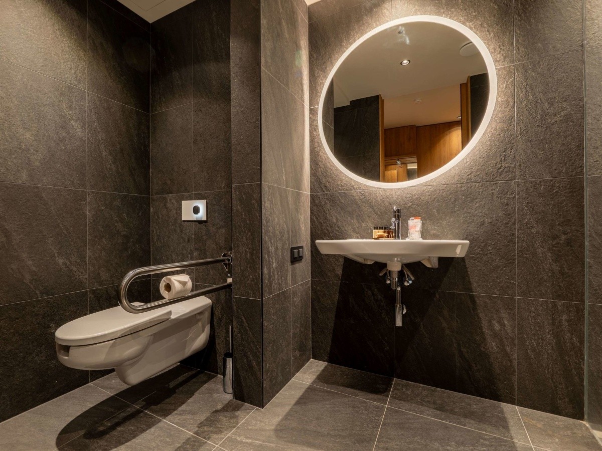 Swissotel Damian Jasna