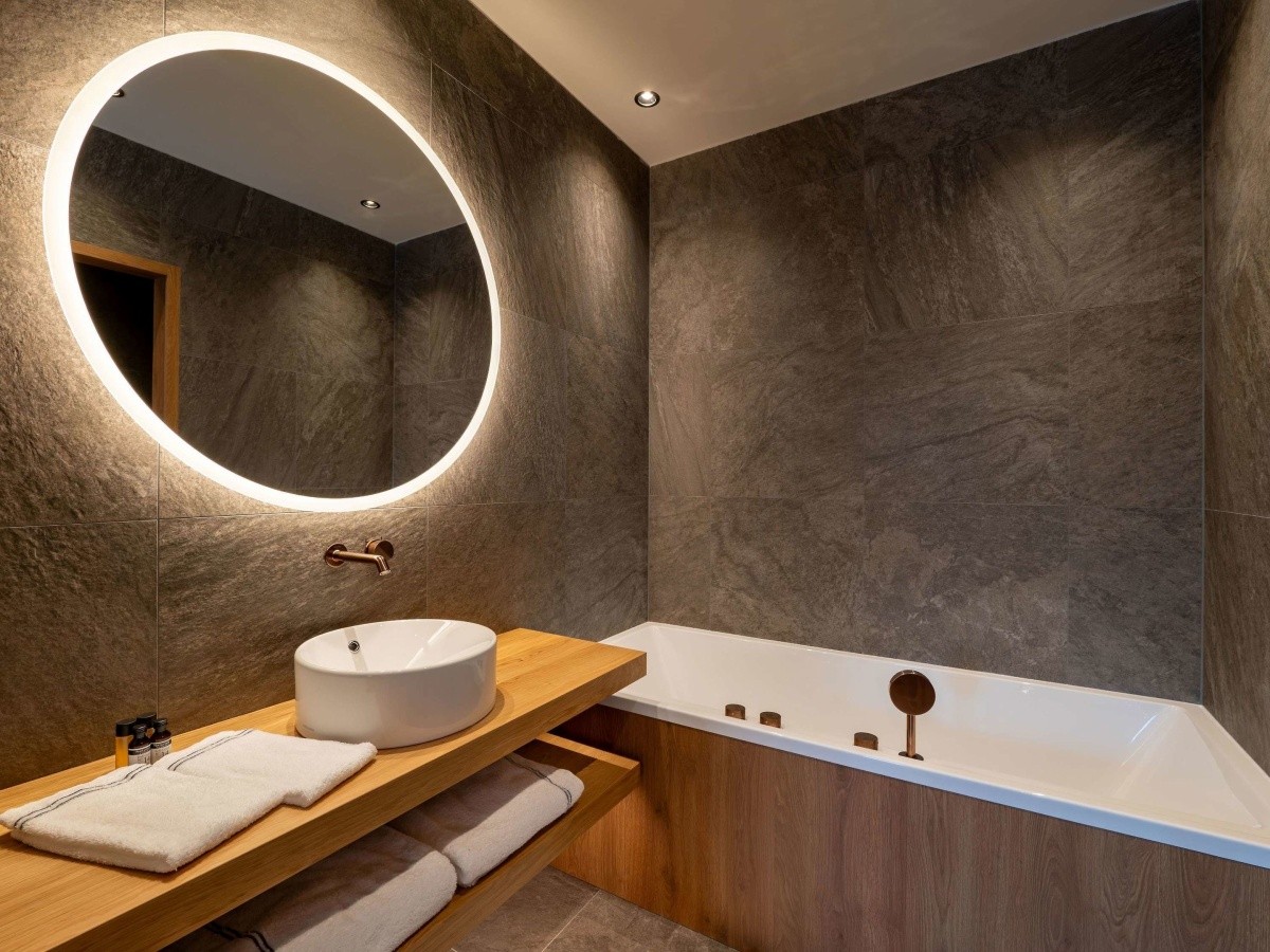 Swissotel Damian Jasna
