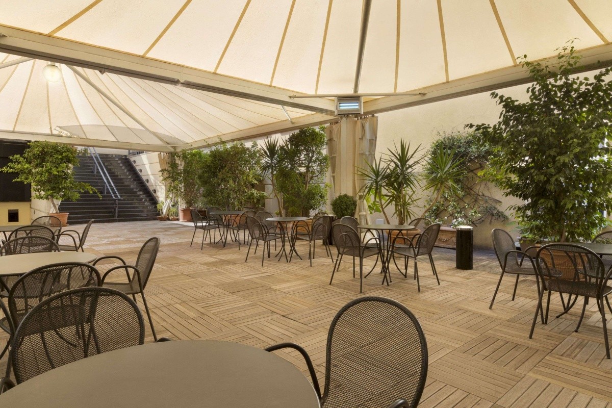 Ramada By Wyndham Naples