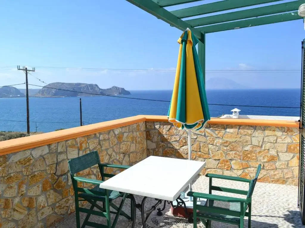 Finiki View