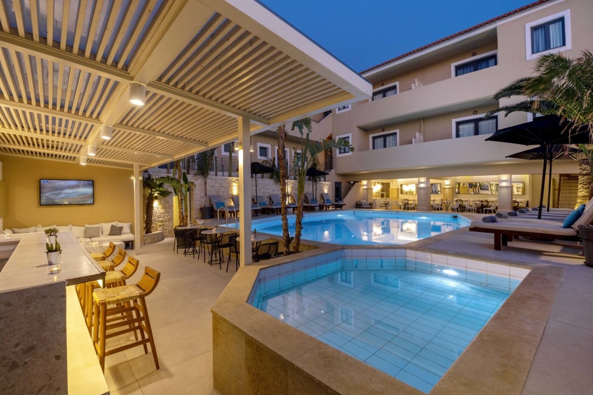 La Stella Suites