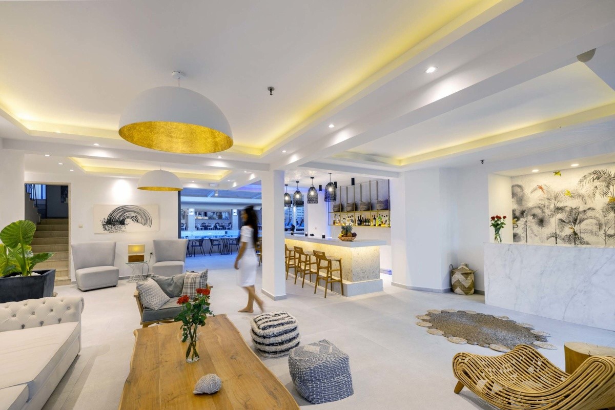 La Stella Suites