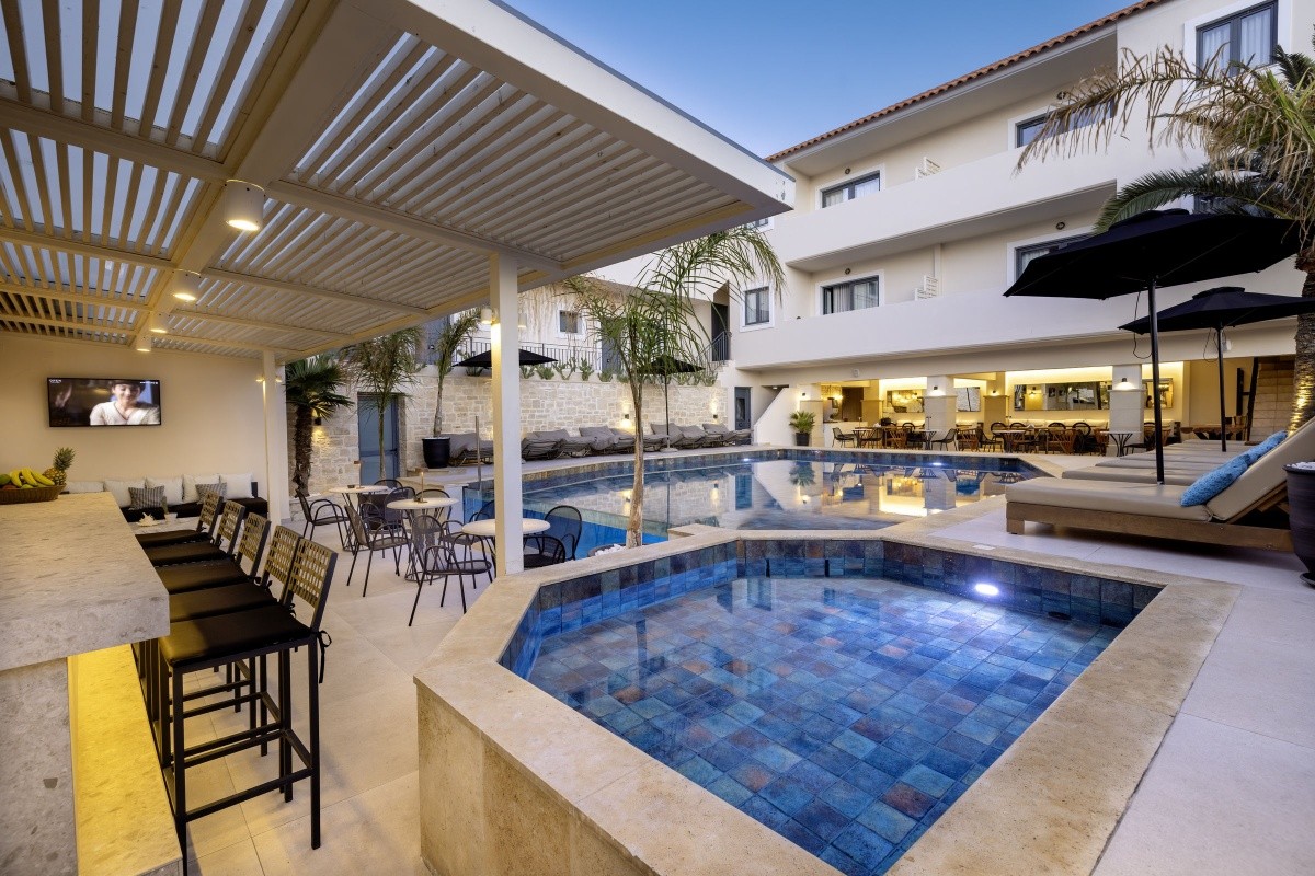 La Stella Suites