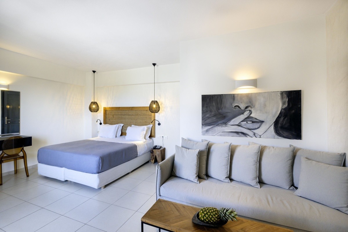 La Stella Suites