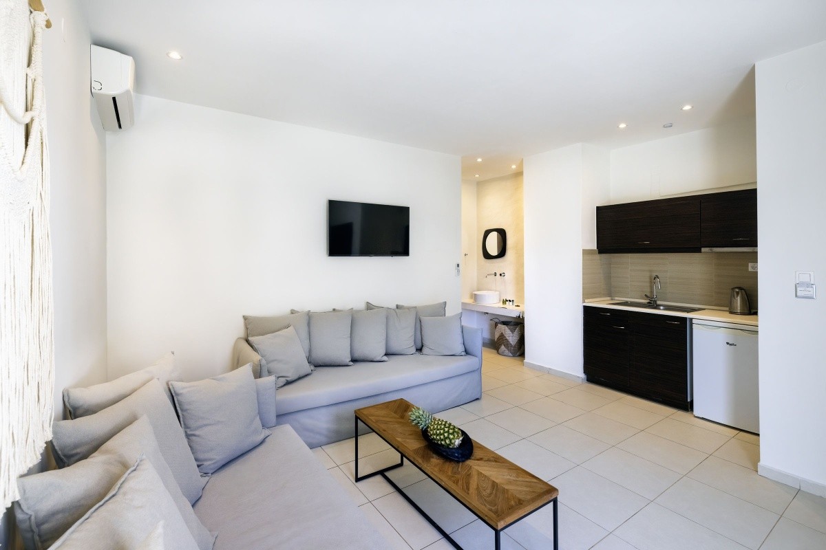La Stella Suites