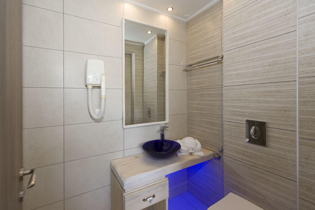 Anthemis Hotel