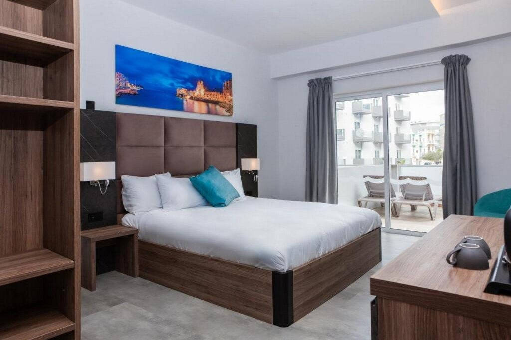 Bora Bora Ibiza Malta Resort