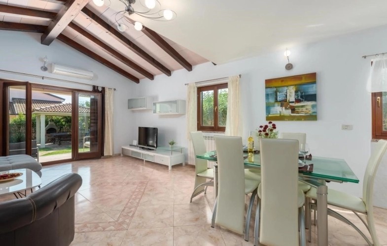 Villa Lucas