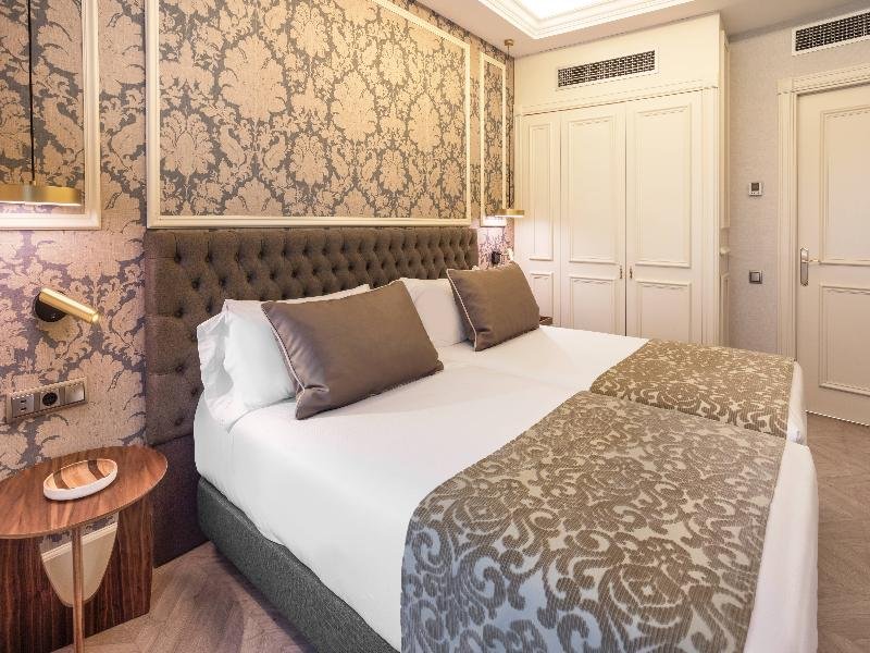 Catalonia Las Cortes