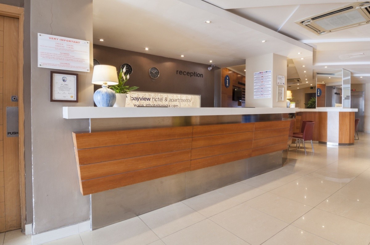 Bayview Hotel & Apartments