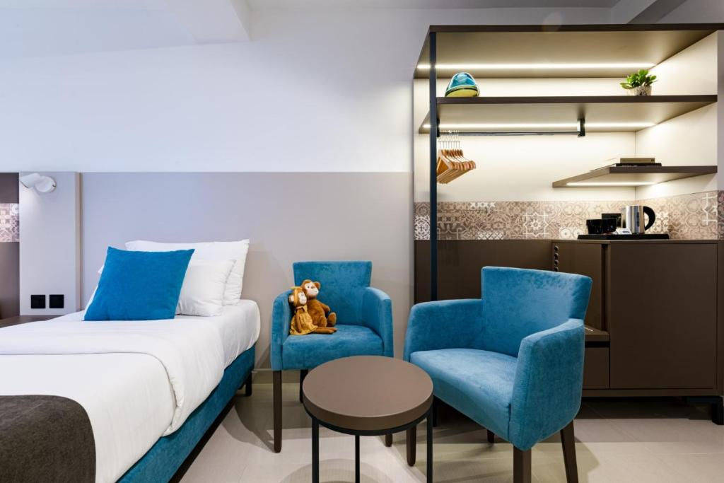 Bayview Hotel & Apartments