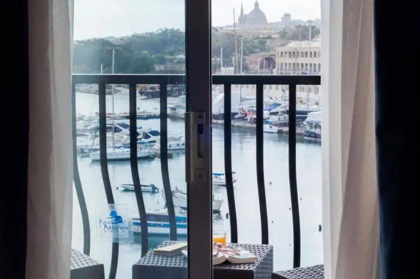 Bayview Hotel & Apartments