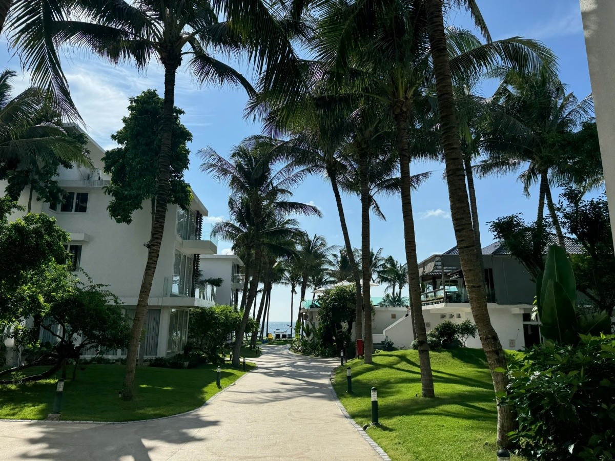 Villa Del Sol Beach Villas & Spa