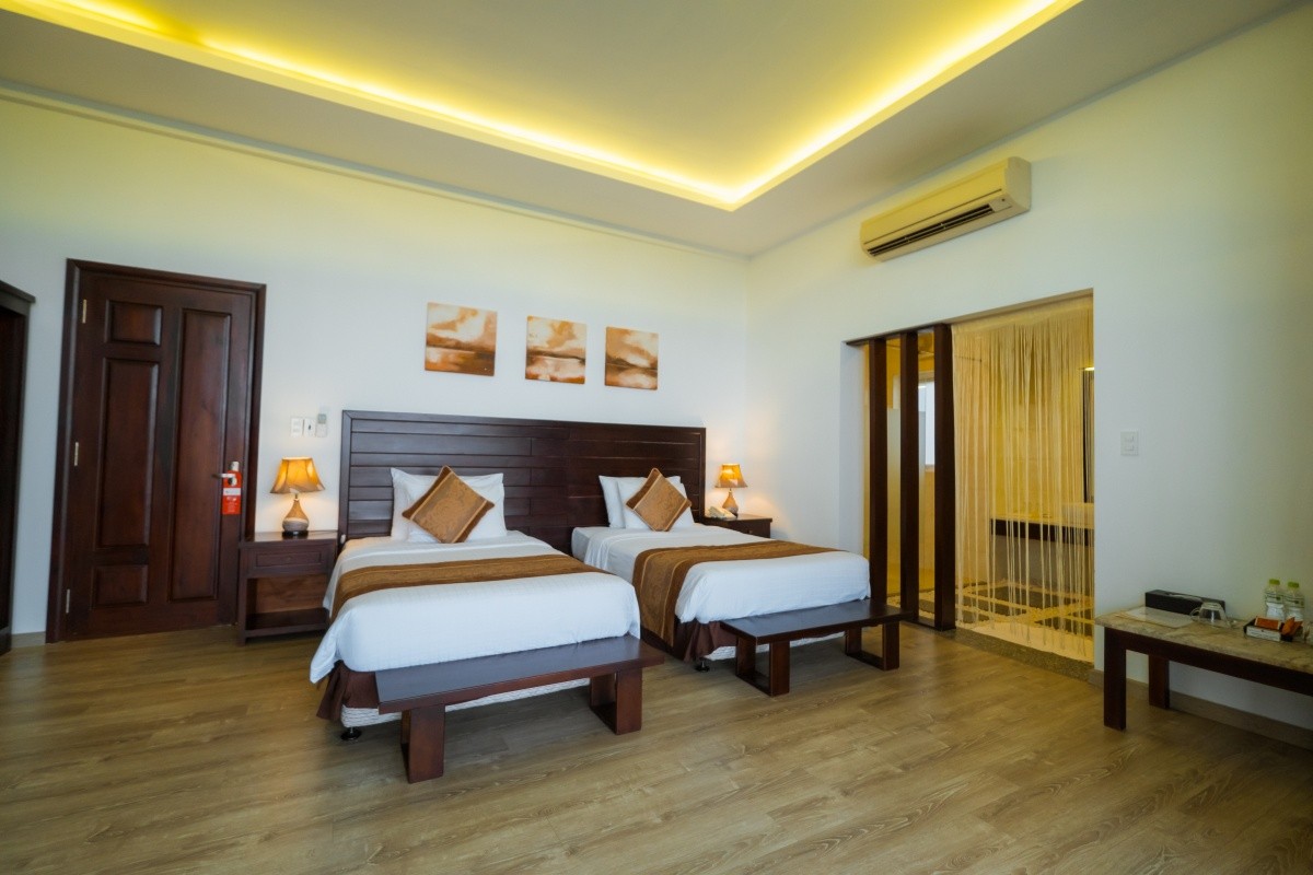 Villa Del Sol Beach Villas & Spa