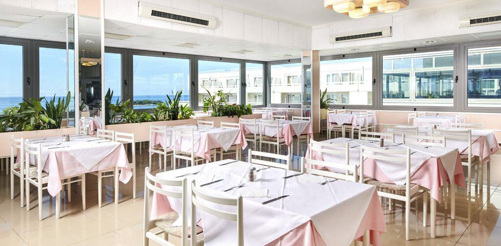 Hotel Delfin 2027