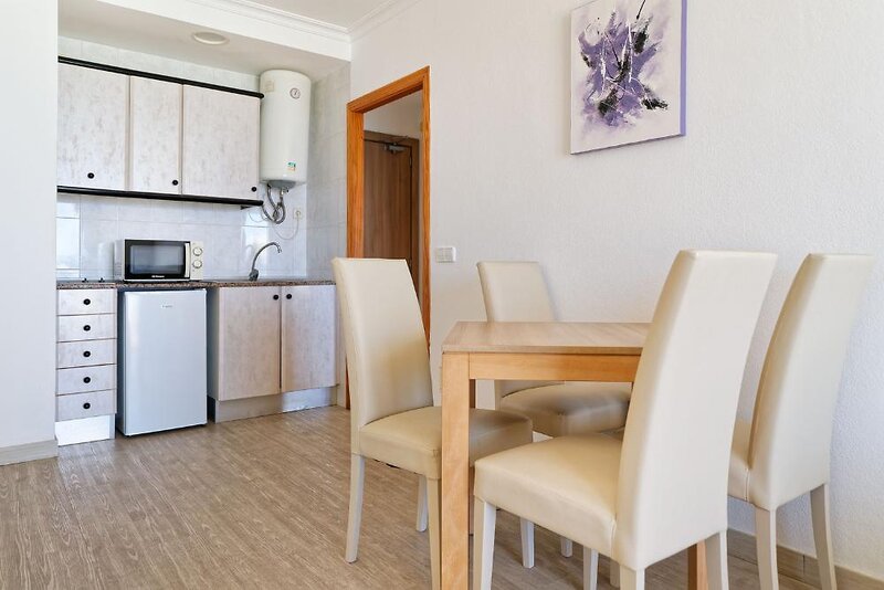 R2 Cala Millor Apartments (Ex. Apartaments Midas)
