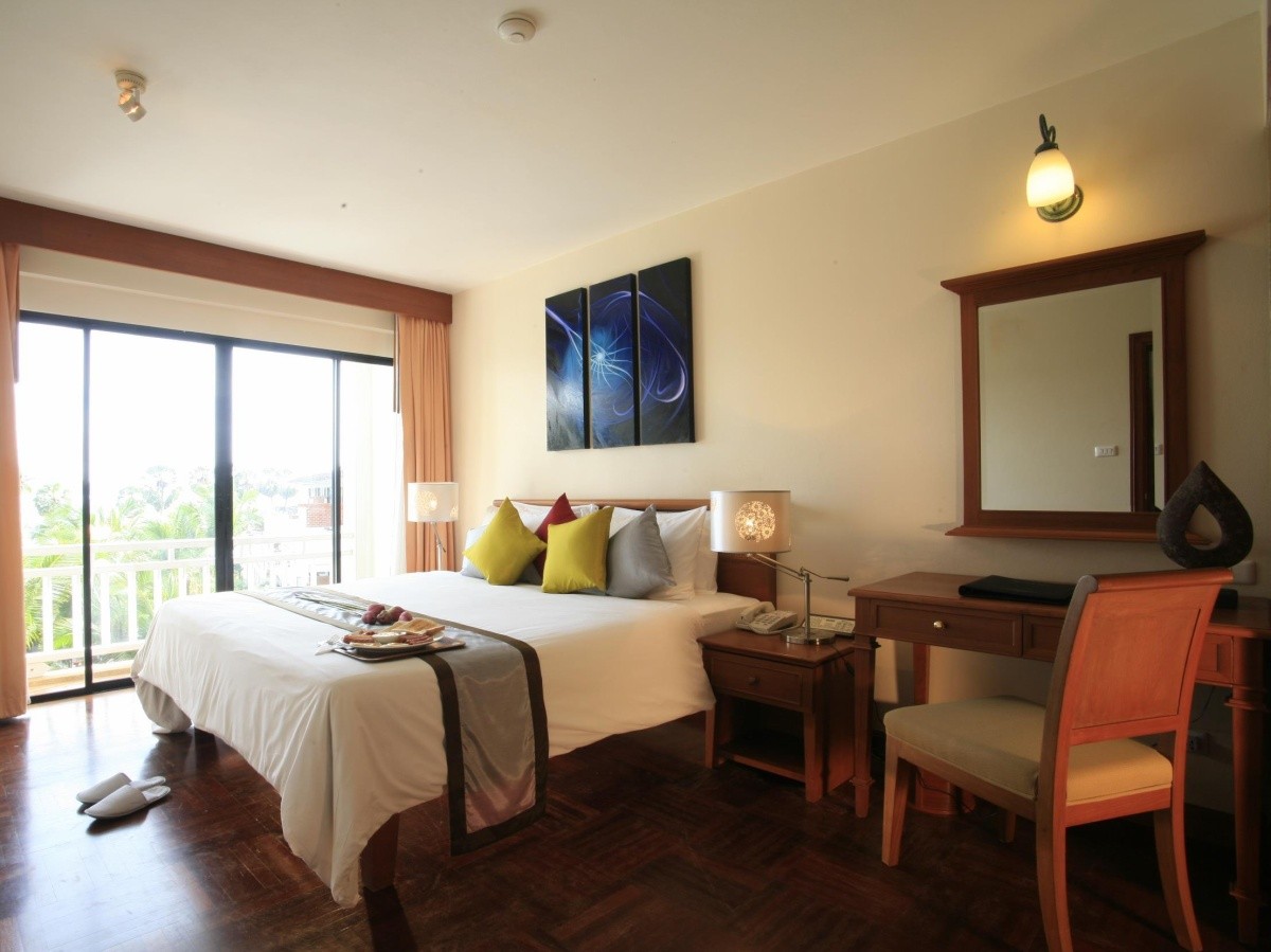 Sunset Beach Resort Phuket