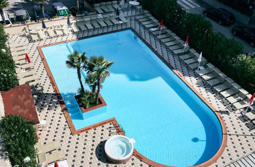 Hotel De Paris 2027