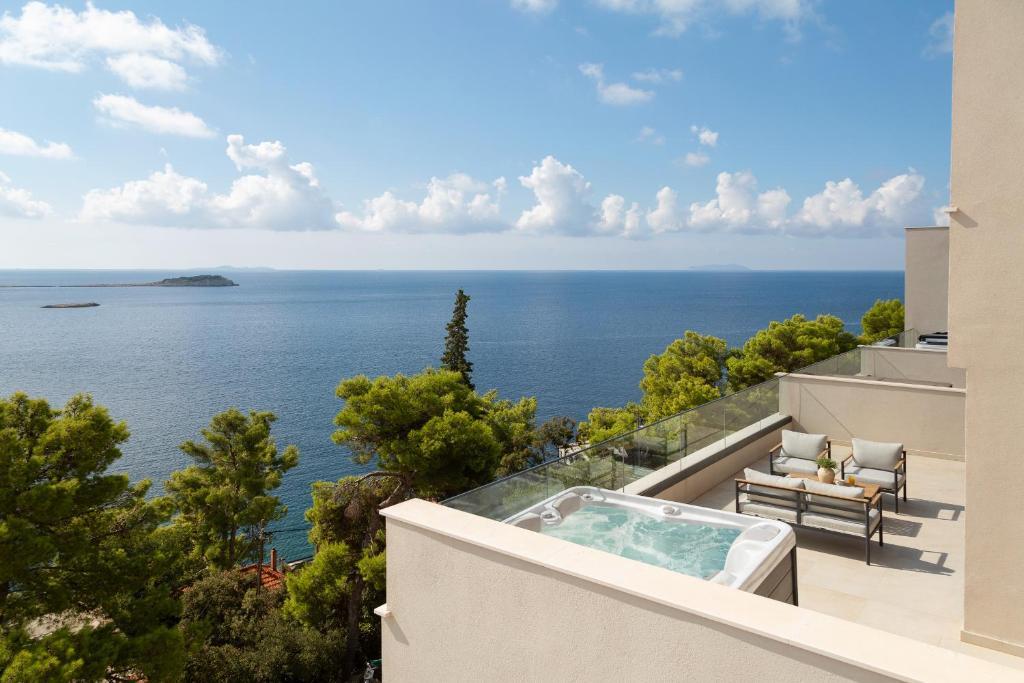 Aminess Alfir Hotel 2027