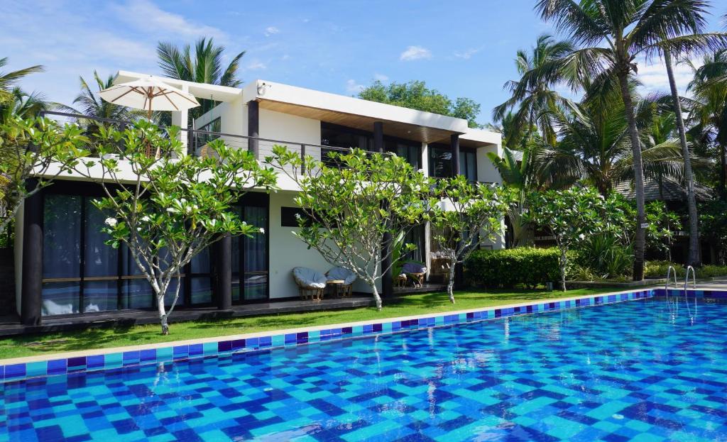 Lankavatara Ocean Retreat