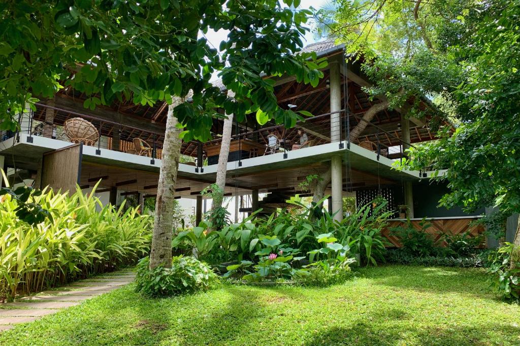 Lankavatara Ocean Retreat