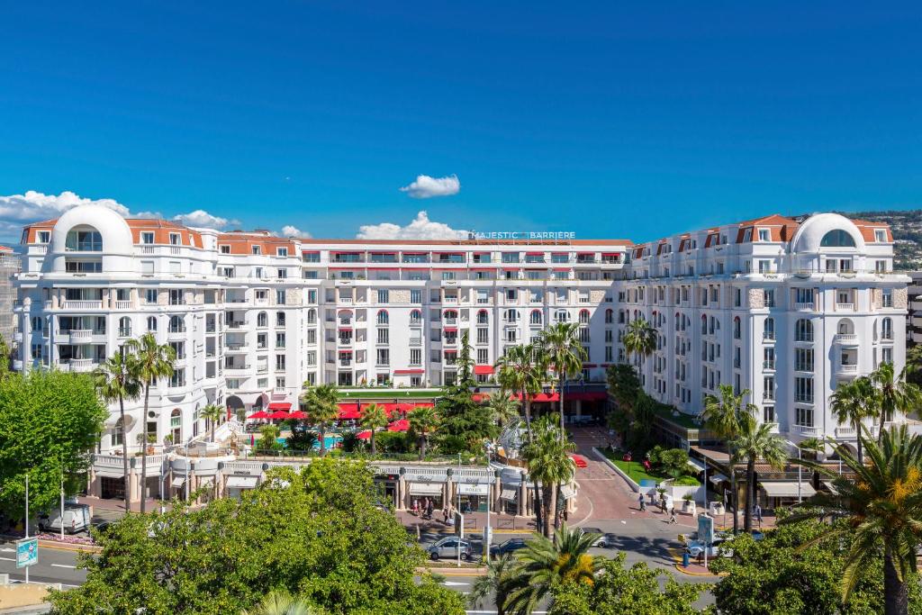 Hôtel Barrière Le Majestic