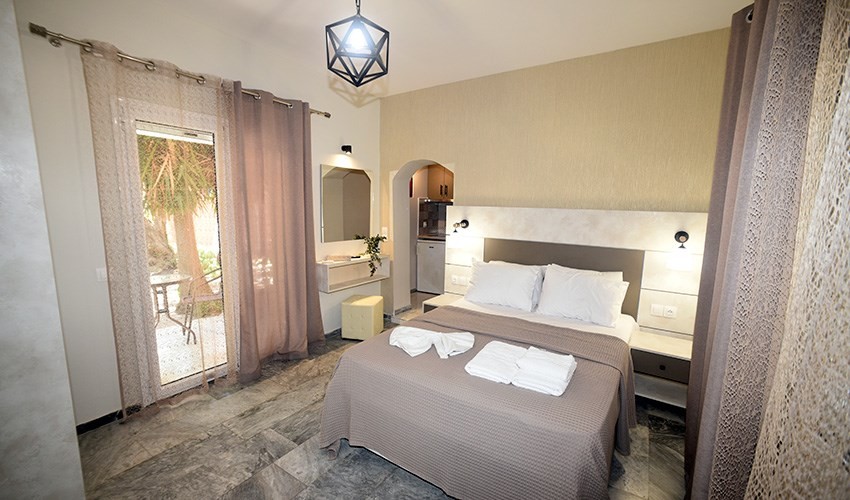 Apartmány A Studia O Kipos