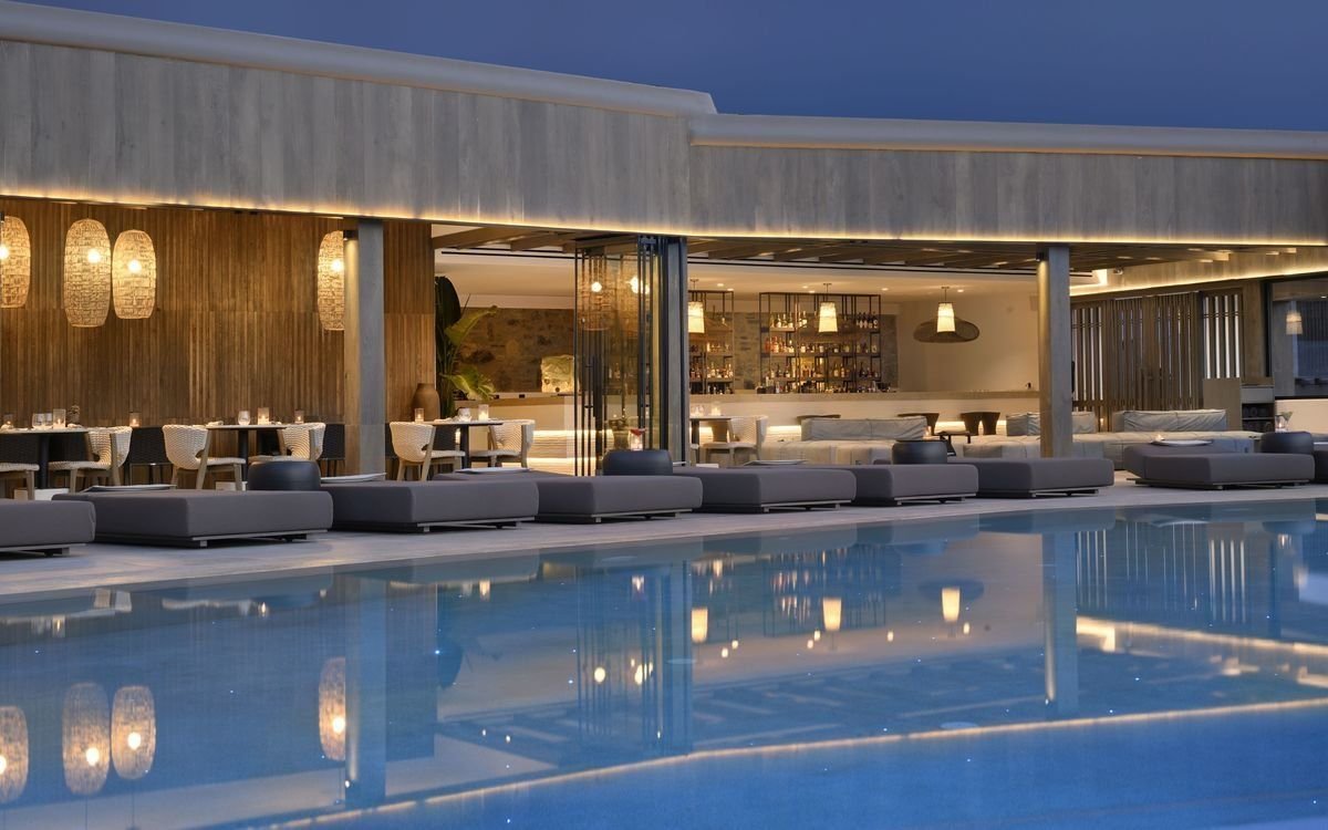 Aeonic Suites & Spa