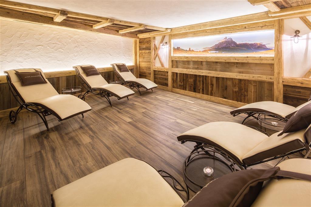6denní zájezd (denní přejezd) s dopravou a polopenzí ceně – hotel Antermoia