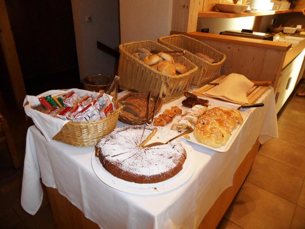 5denní zájezd (denní přejezd) s dopravou a polopenzí ceně – hotel Putia