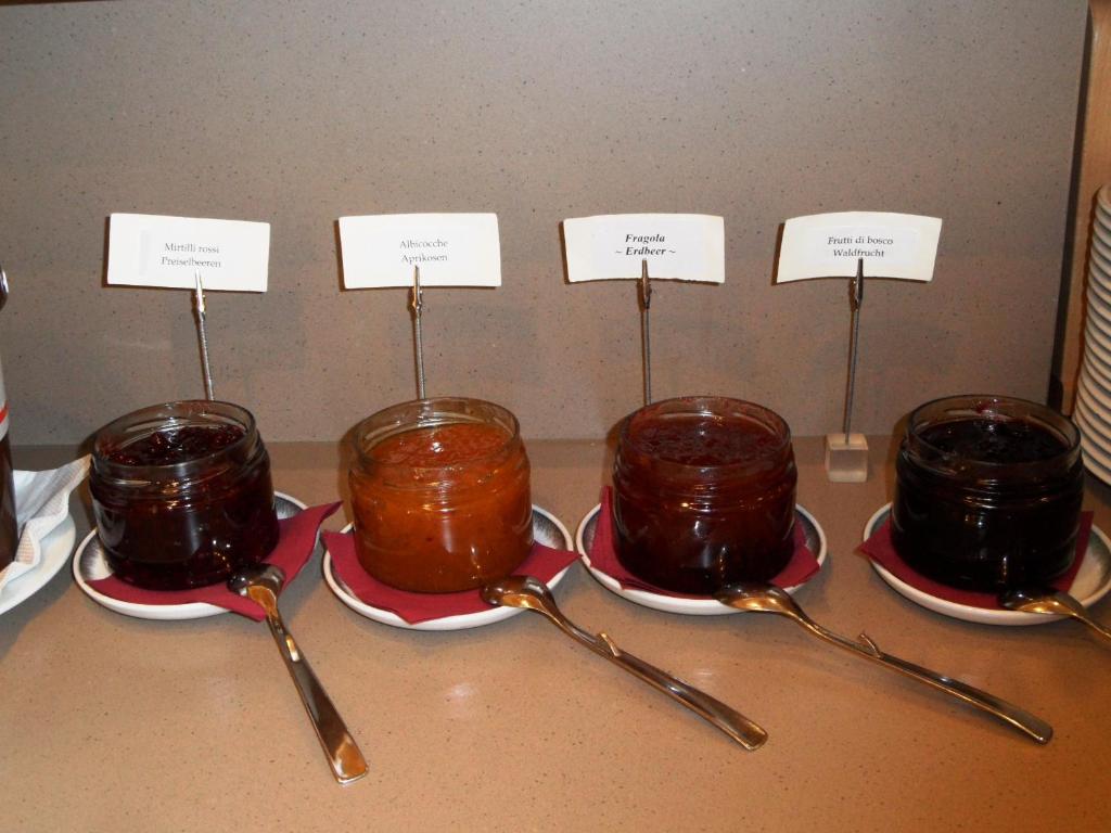 5denní zájezd (denní přejezd) s dopravou a polopenzí ceně – hotel Putia