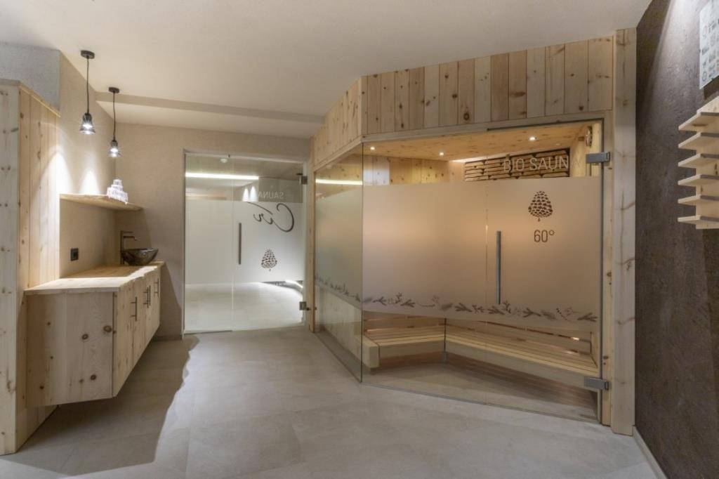 5denní zájezd s dopravou a polopenzí v ceně – hotel Putia