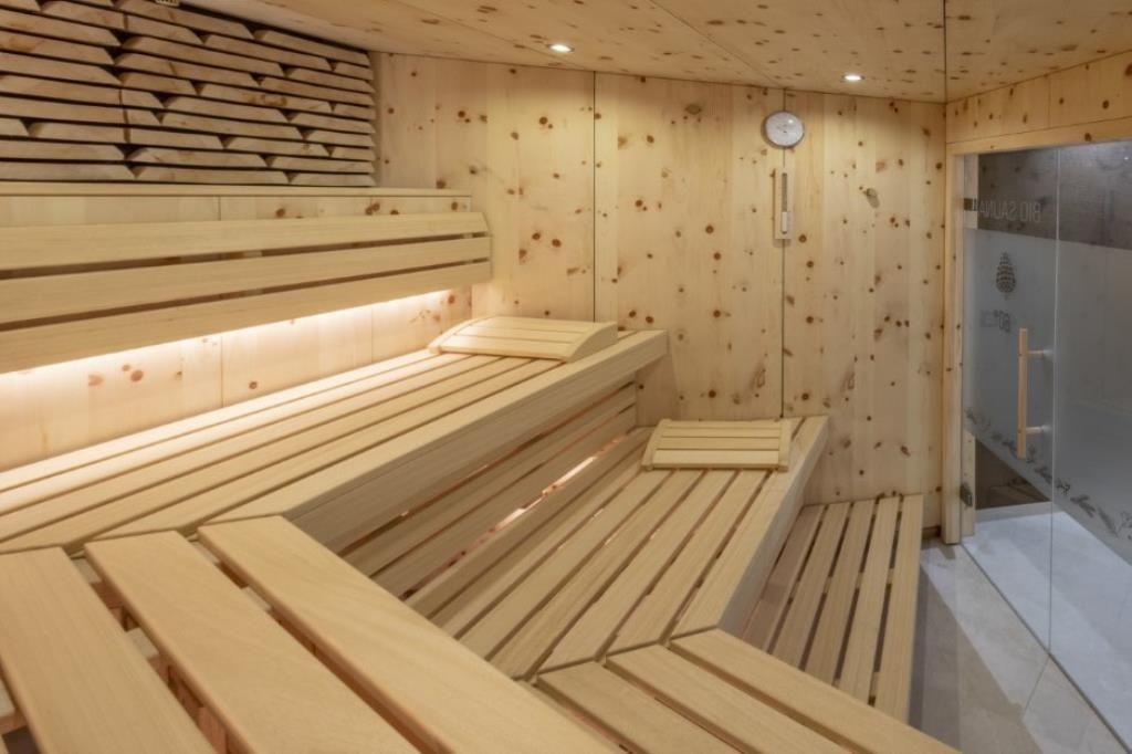 5denní zájezd s dopravou a polopenzí v ceně – hotel Putia