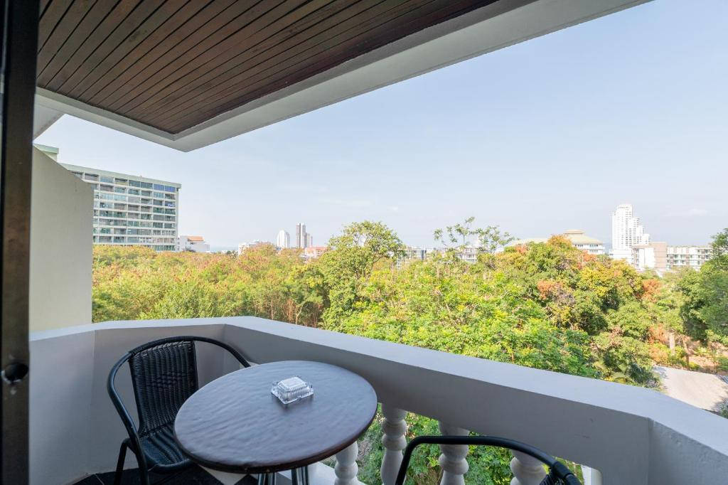 Hillside Resort Pattaya
