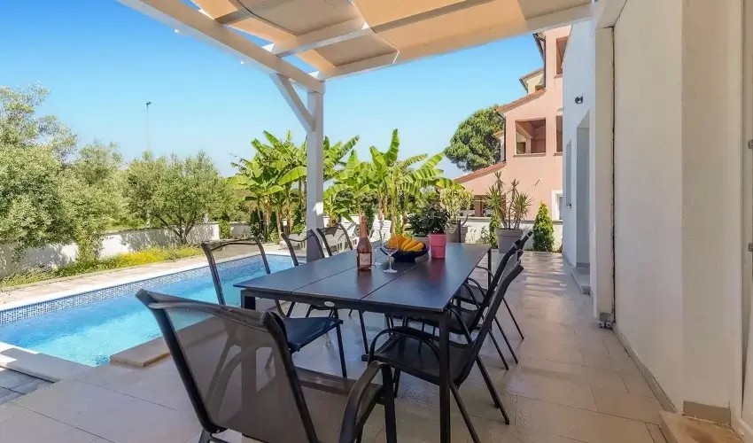 Villa Rafael