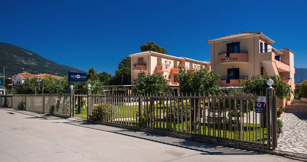 Akroyiali Resort