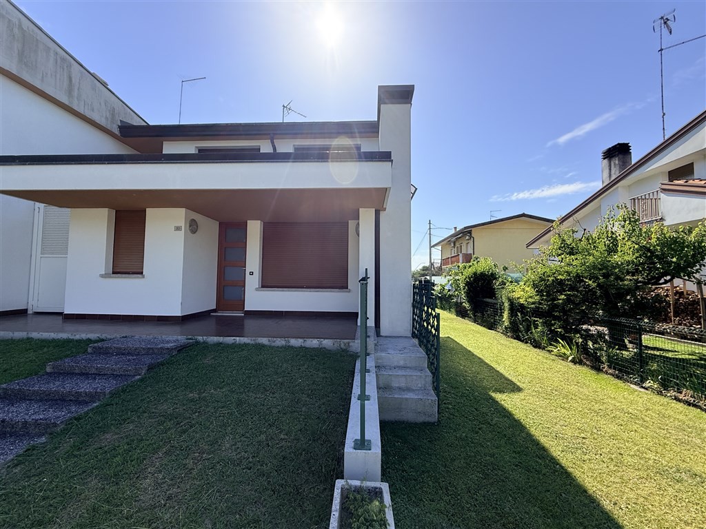 Villa Manu