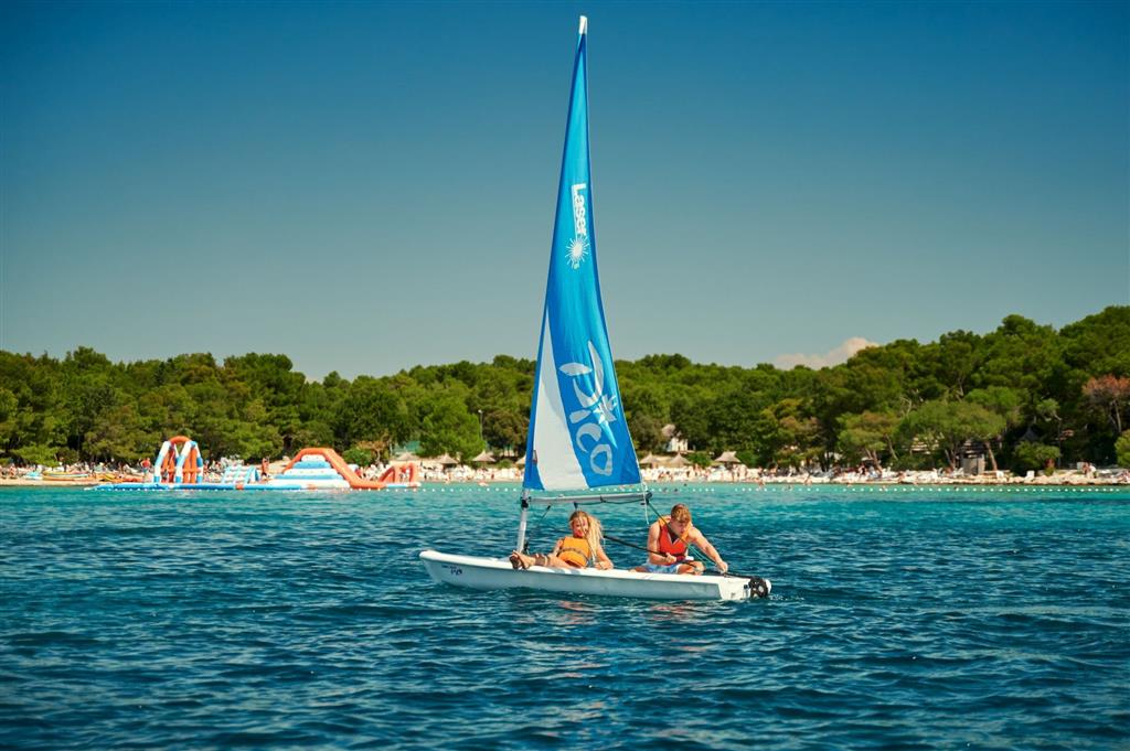 Resort Pine Beach Pakoštane 2027