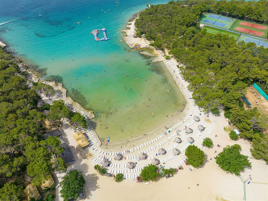 Resort Pine Beach Pakoštane 2027