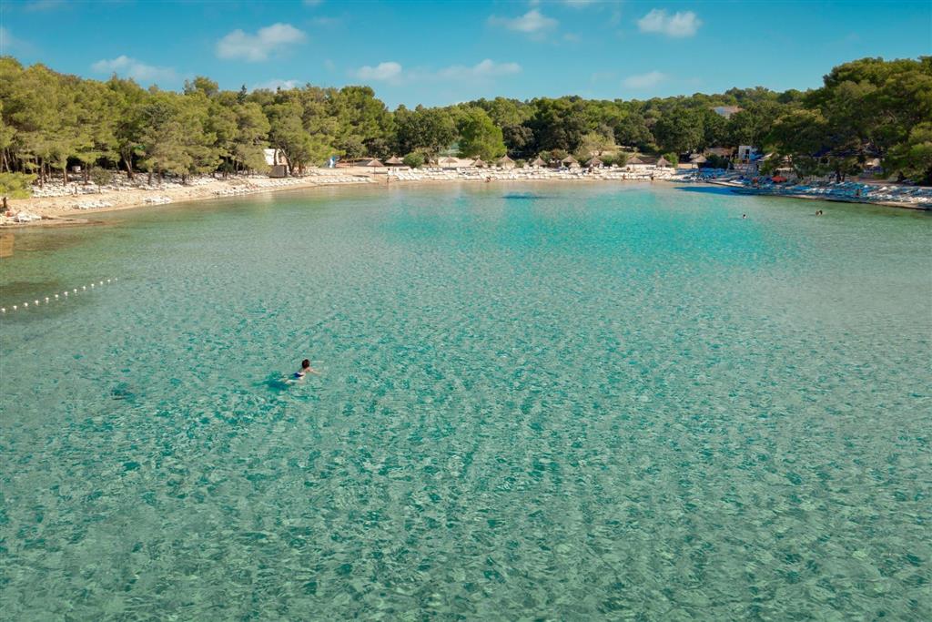 Resort Pine Beach Pakoštane 2027