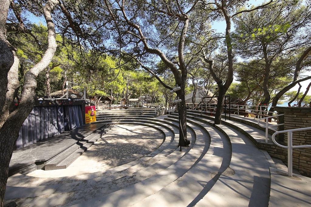 Resort Pine Beach Pakoštane 2027