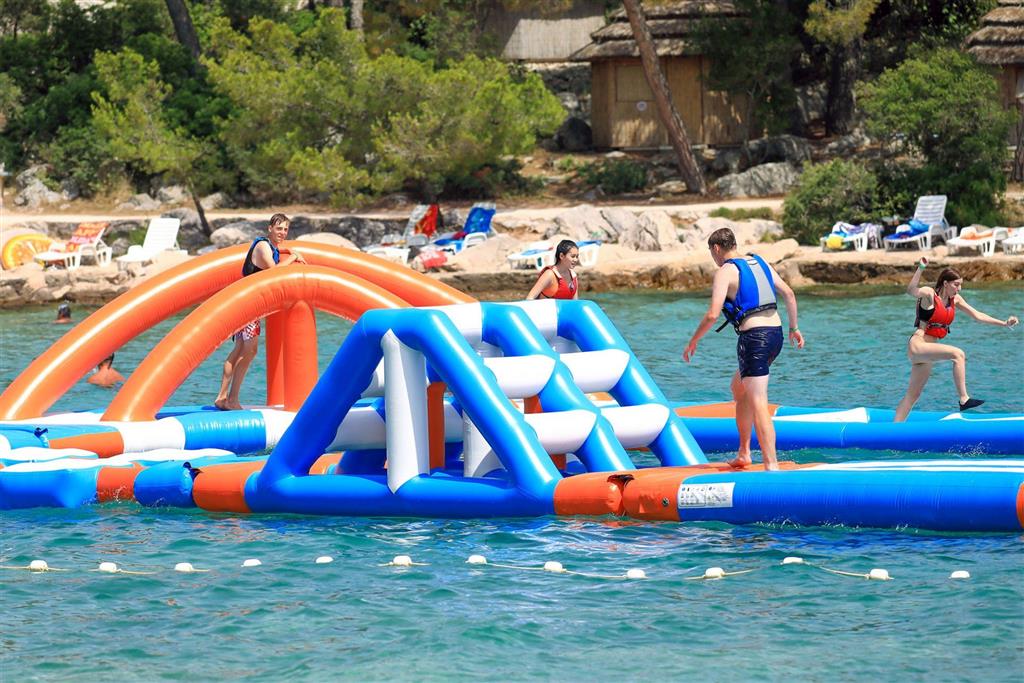 Resort Pine Beach Pakoštane 2027
