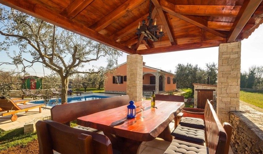 Villa Tedi (Galižana)