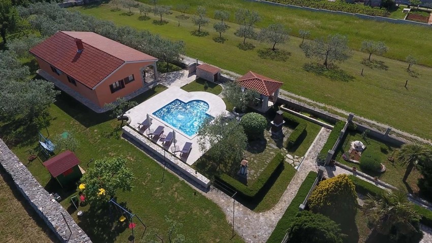 Villa Tedi (Galižana)