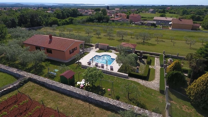 Villa Tedi (Galižana)