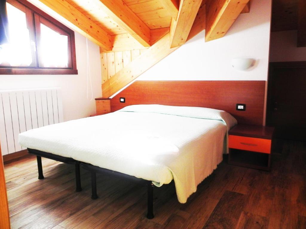 Residence Acero Rosso