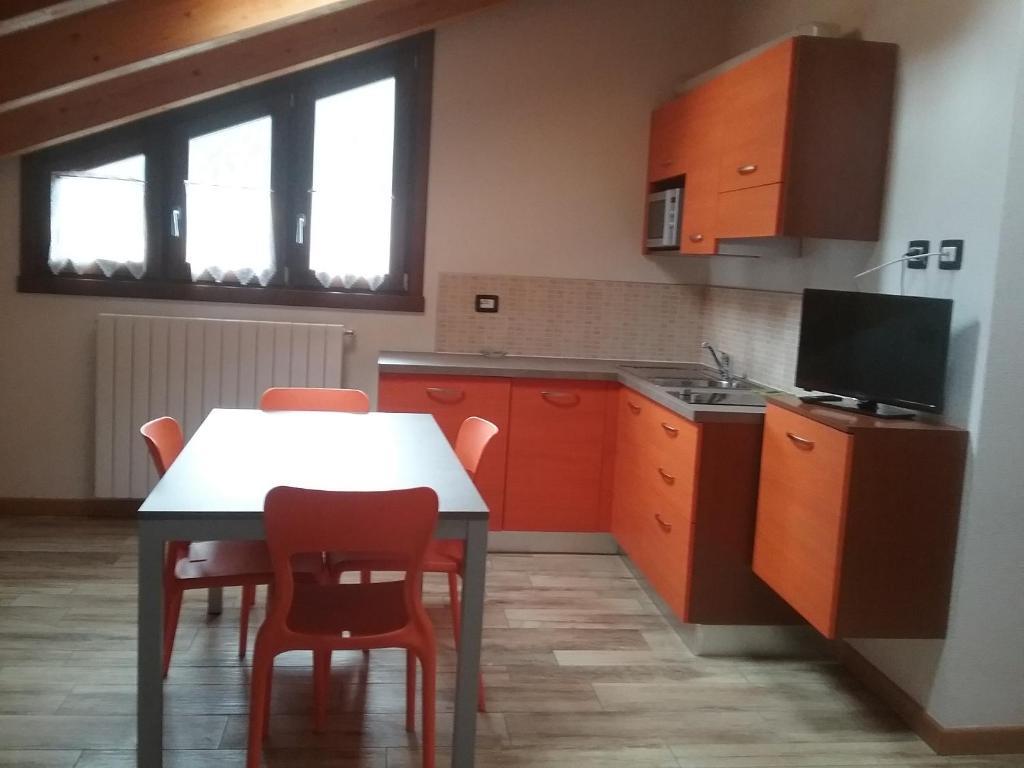 Residence Acero Rosso