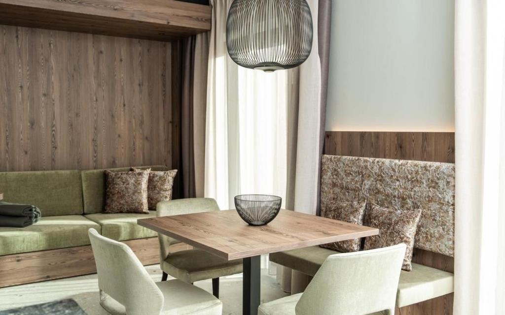 Residence Corones Suites