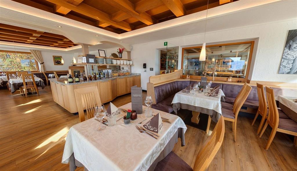 5denní zájezd (denní přejezd) s dopravou a polopenzí v ceně – hotel Alpenfrieden