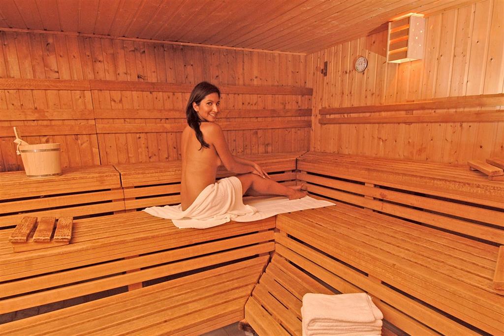 5denní zájezd s dopravou, polopenzí a skipasem v ceně – hotel Biancaneve